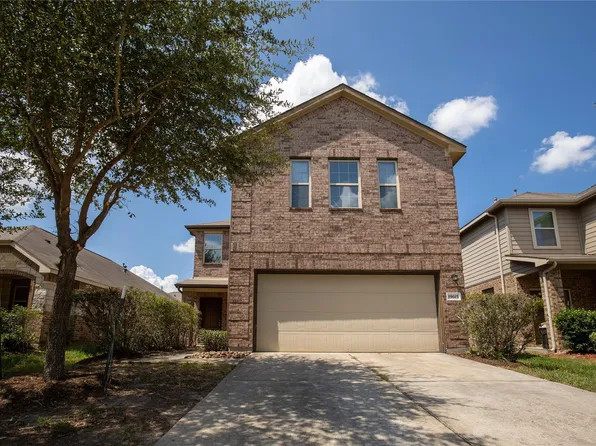 19615 Kingston Green Ln, Houston, TX 77073