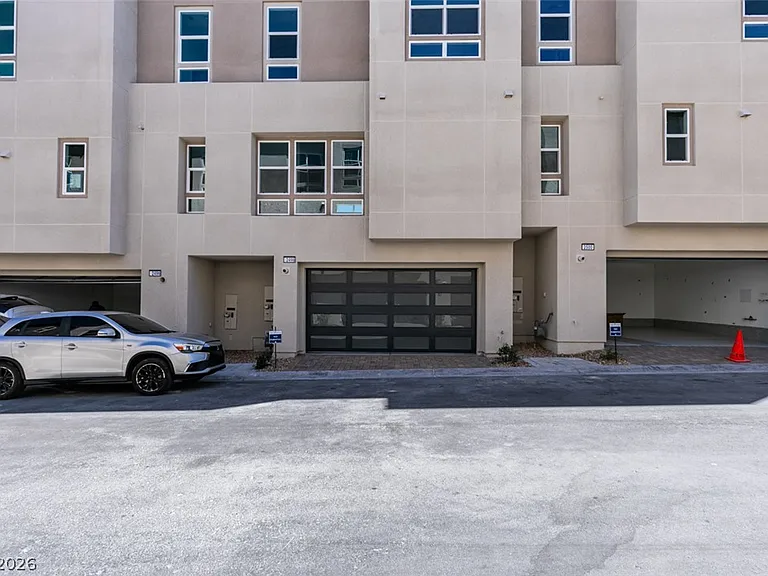 2498 Indigo Mountain St — Photo 45