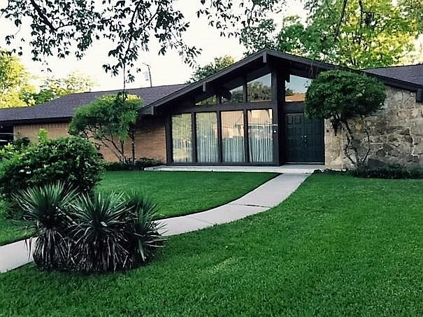 1st image of 2903 Tanglewood Dr