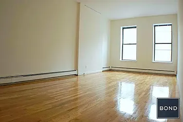 442 Amsterdam Avenue