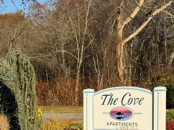 30 Dana Rd, North Kingstown, RI