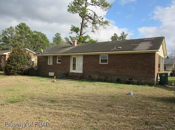 2nd image of 2920 Bragg St