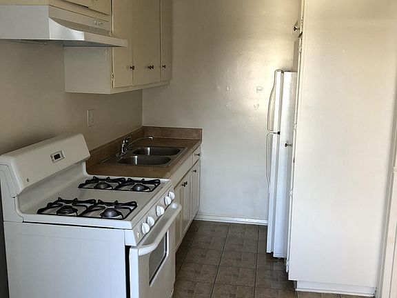 2nd image of 1165 N Normandie Ave APT 18