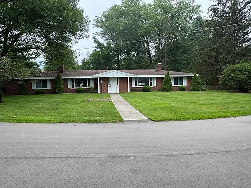 675 Park Ave Photo 1