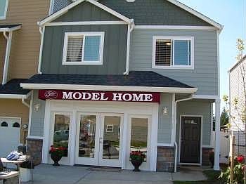 2nd image of 8116 NE 35th Ave