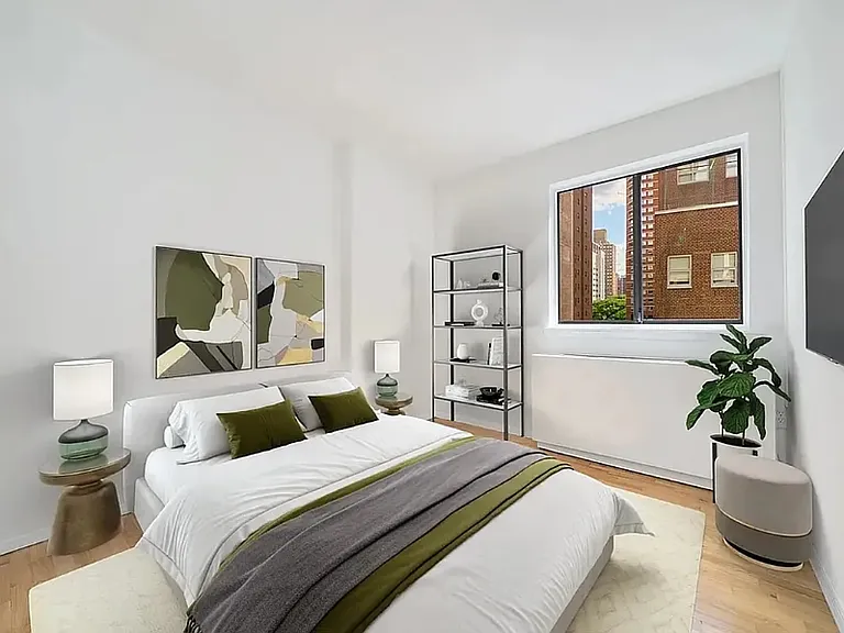 312 E 30th St #8E — Photo 3
