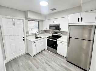 226 SW 6th St #A, Dania, FL 33004
