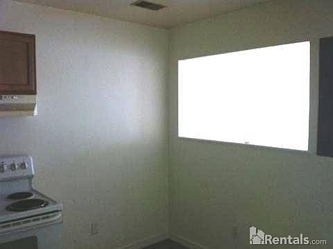 5th image of 408A Dallas Ave