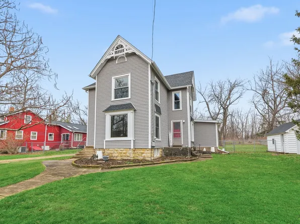 410 W Reader St, Elburn, IL 60119