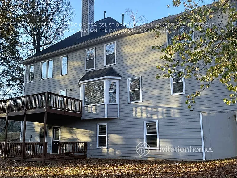 1810 Collines Ave SW — Photo 26