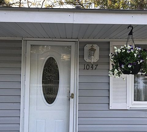 4th image of 1047 Marigold Ct