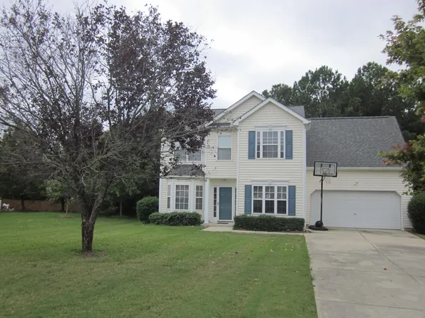 412 Valley Glen Dr, Morrisville, NC 27560
