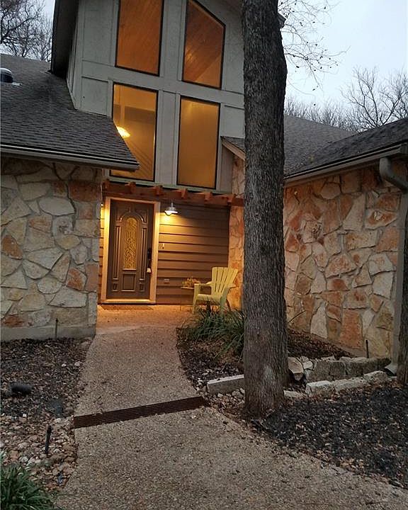1st image of 1801 Holly Hill Dr