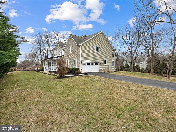3rd image of 6849 Martinsburg Pike