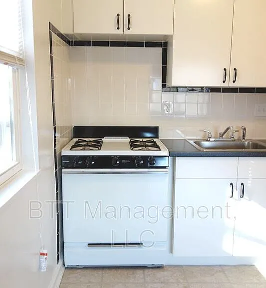 4013 38th St #203 — Photo 15