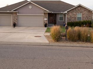 1728 NW 49th Ct, Topeka, KS 66618