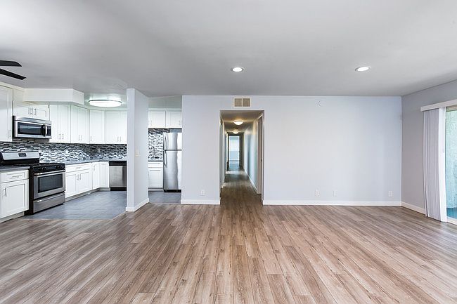 1st image of 726 Idaho Ave APT 306