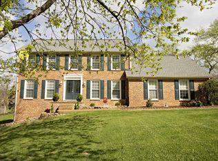 100 Meadow Ln, Hendersonville, TN 37075