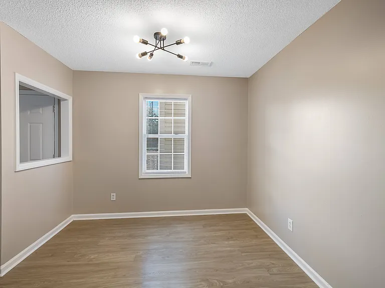 Spring Lake Apartments — Photo 5