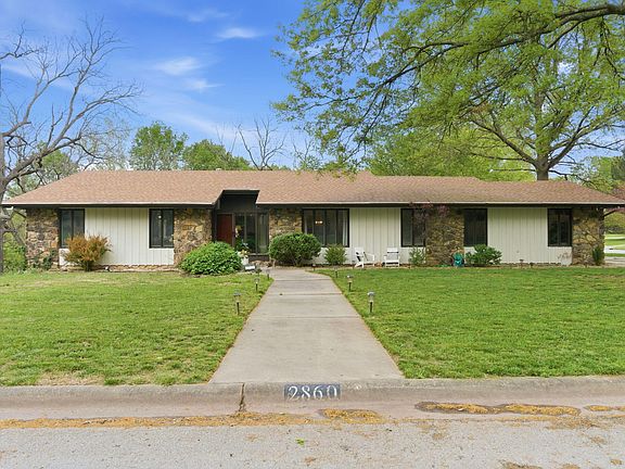 5th image of 2860 S Chambery Avenue