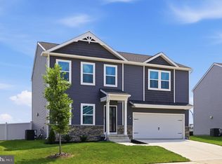111 Salute Cir, Martinsburg, WV 25405