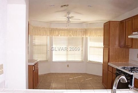 4th image of 1524 Glenrosa Dr