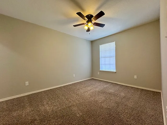 944 N Storer Ave #18 — Photo 5