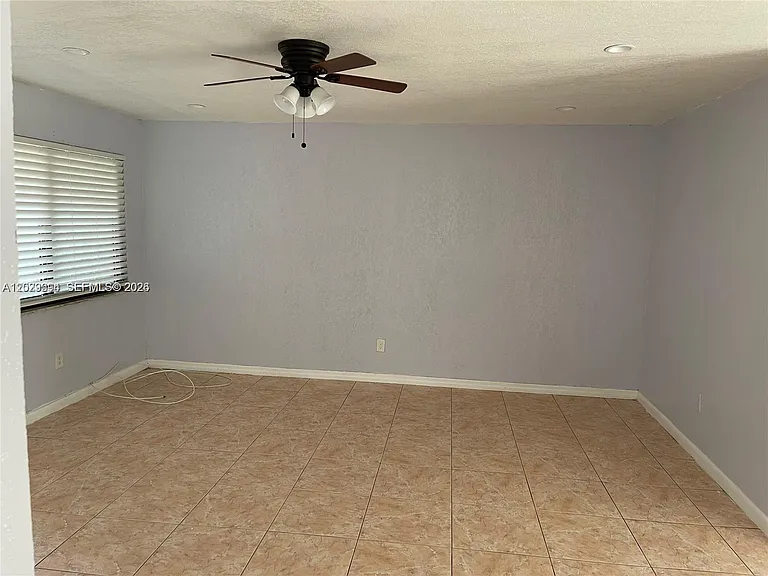 1220 NE 116th St #1222 — Photo 11