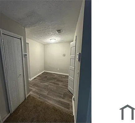 2 bed, 984 sqft, $1,300 — Photo 2