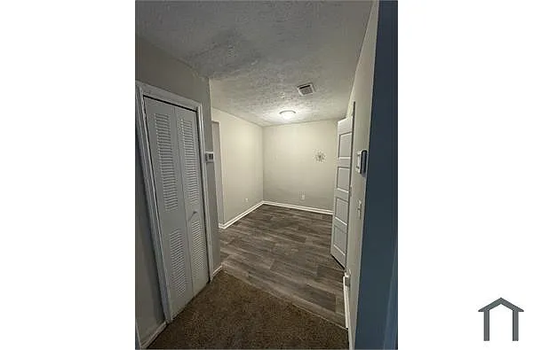 Building Photo - 1845 Whitehall Forest Ct SE