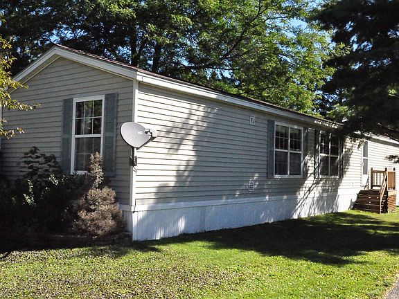 2nd image of 979 Essex St Lot 103