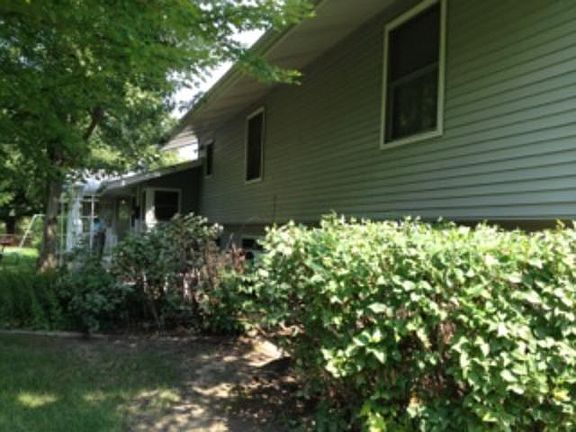 2nd image of 3417 31st Ave NE