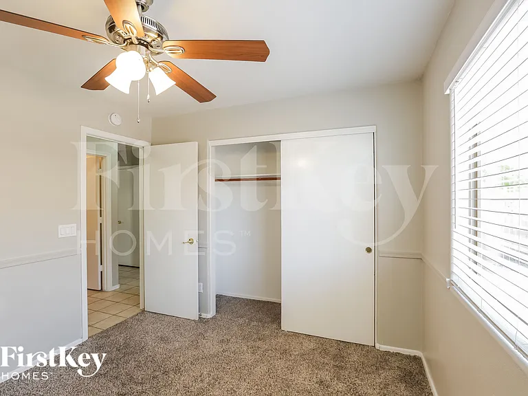 14944 N 133rd Dr — Photo 12
