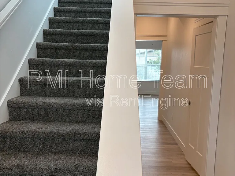 618 W Cozy Ln — Photo 17