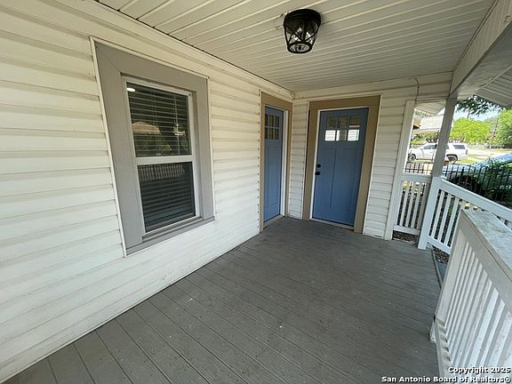 4th image of 154 Octavia Pl