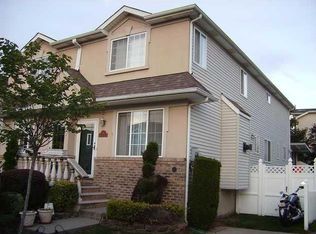 45 Salamander Ct, Staten Island, NY 10309
