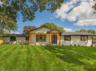 2404 S Cedarbrook Avenue, Springfield, MO 65804