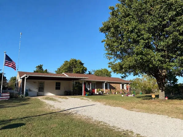 56230 Moccasin Trail Rd, Prague, OK 74864