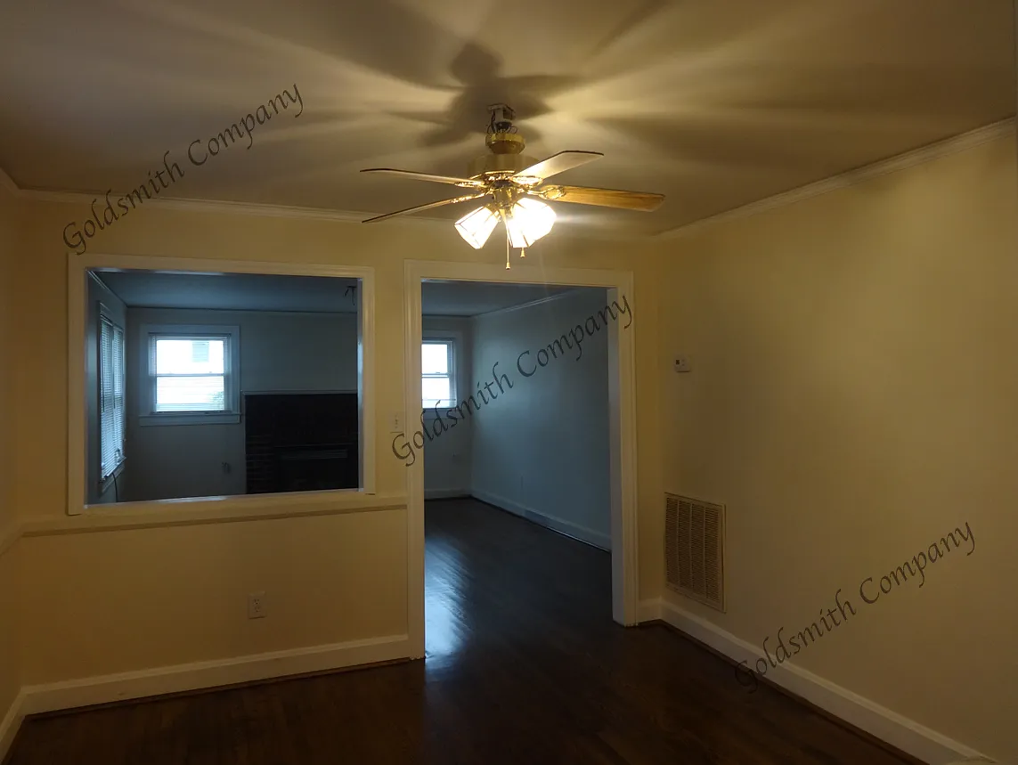 2 bed, 1.0 bath, 1000 sqft, $1,250 — Photo 4