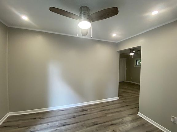2nd image of 445-447 Dudley Creek Rd #2