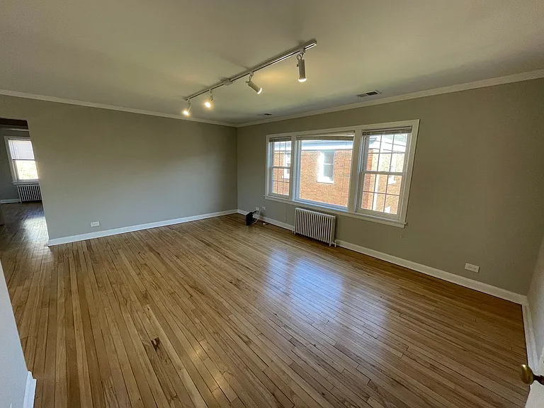 371 Central Ave #2E — Photo 3