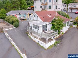 25 NE Clarke St, Depoe Bay, OR 97341