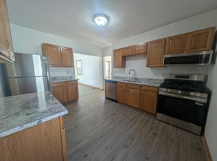880 Jackson St, Saint Paul, MN 55117