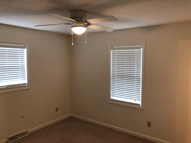 32534 Pennington Rd — Photo 16