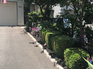 406 Hawthorne Ct, Flemington, NJ 08822