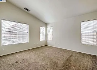 509 Saddleback Cir — Photo 12