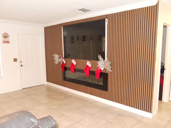 4th image of 4774 Orleans Court #C
