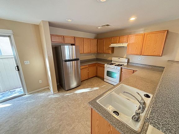 3rd image of 2133 Casa Ladera St