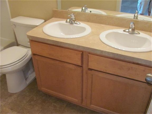5th image of 12210 Turchin Dr