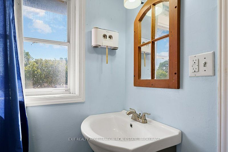 Greater Napanee House for rent - 3 Bedrooms — photo 15